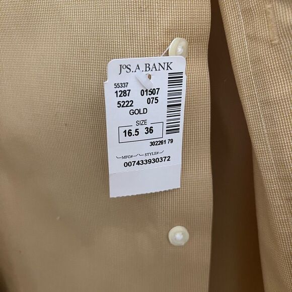 NWT - Jos A Bank - Traveler Collection Fit Button-Down Dress Shirt - Size 16.5 - Picture 6 of 6